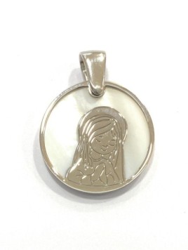 Medalla comunión Virgen Niña plata de ley y nácar con cadena