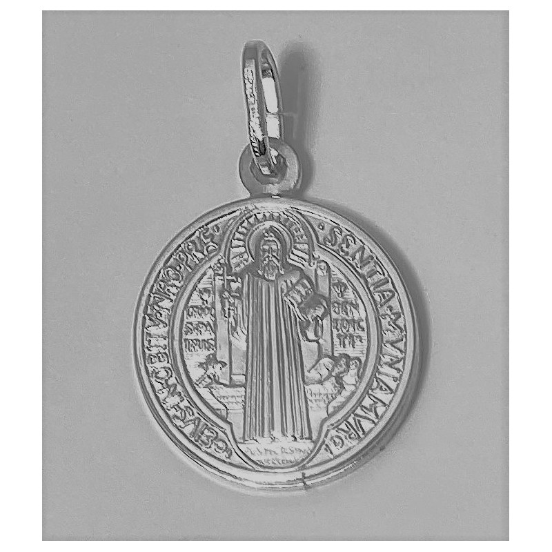 Medalla San Benito en plata de ley.

Tamaño: 20mm