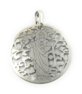 Medalla San Judas Tadeo en plata de ley 925mm.

Tamaño 35mm