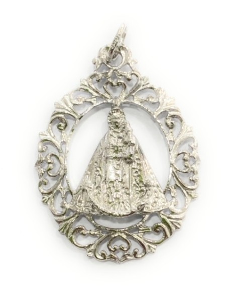 Medalla Virgen de la Fuensanta plata de ley 925. Tamaño 40x30mm