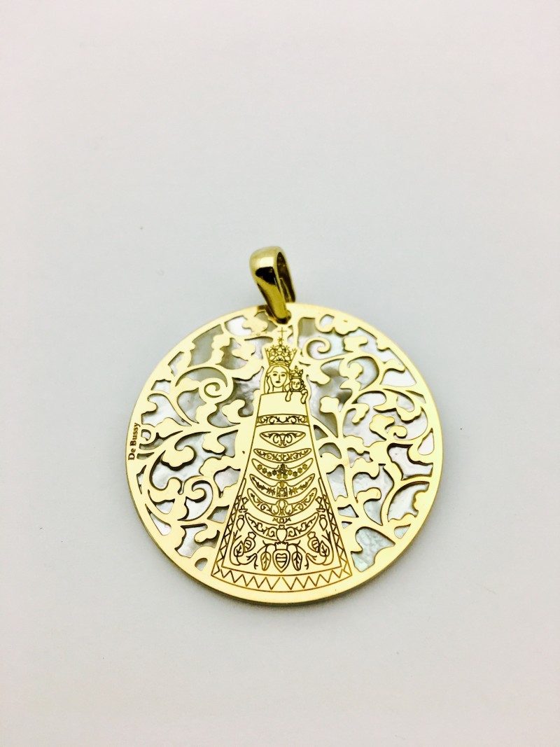 Medalla Virgen de Loreto plata de ley®. 40mm