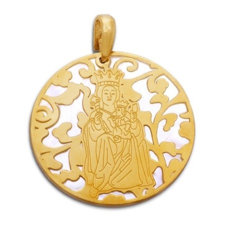 Medalla Virgen de la Victoria plata de ley y nácar. 40mm